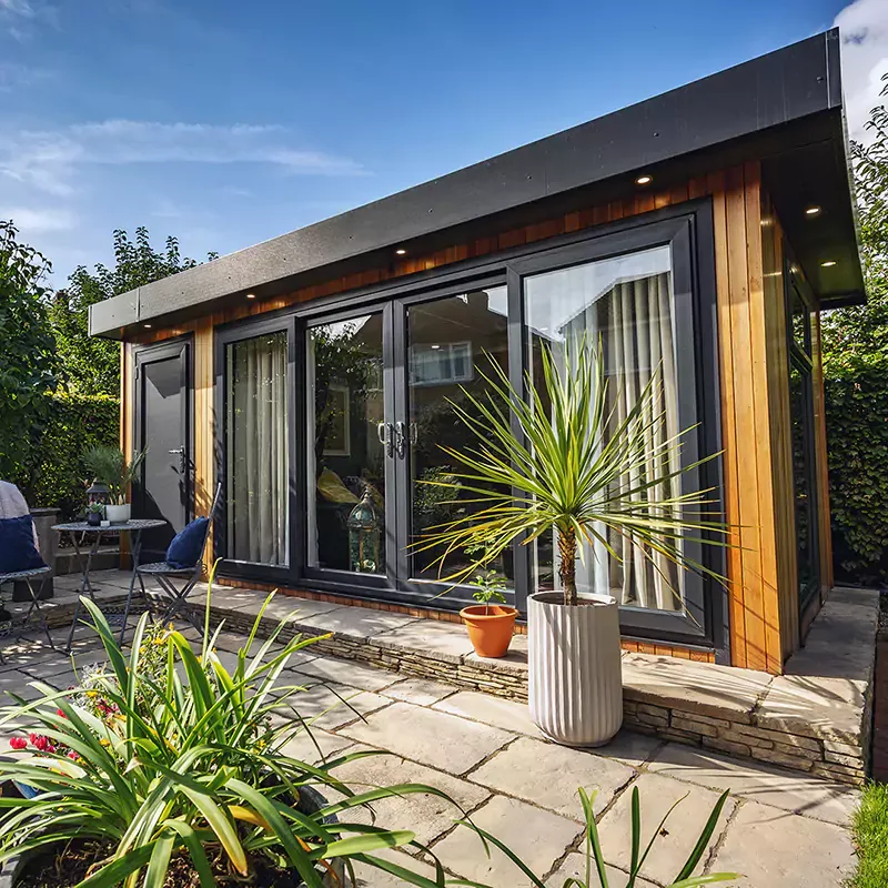 insulated summer houses