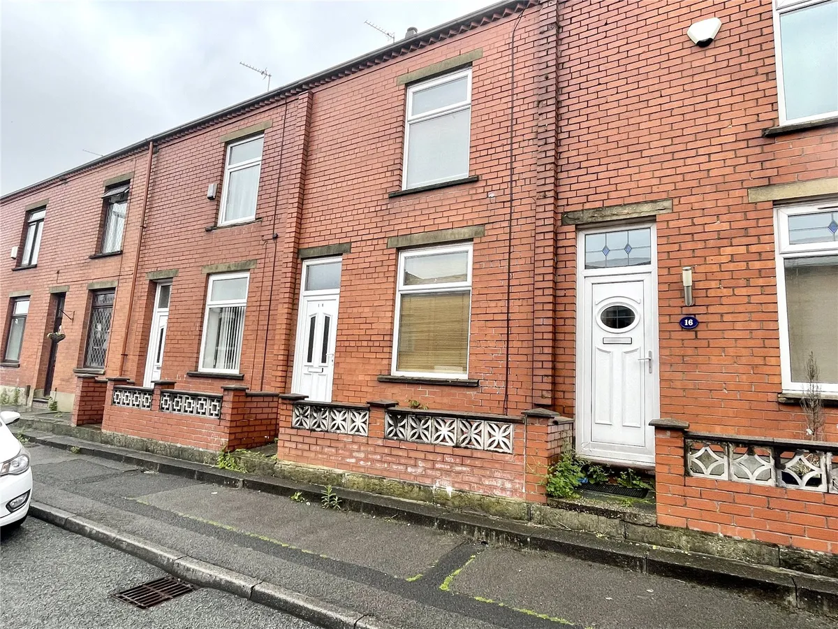 house for sale in Oldham